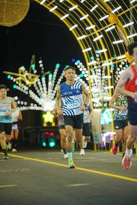 BIB: 000650, 41240, 4822
                            <button type="button" onclick="openModal(22815218)" class="btn btn-primary btn-sm float-right btn-popup" data-toggle="modal" data-target=".modal-high-quality">
                        <i class="fas fa-shopping-cart"></i> Add to Cart
                    </button>
                                            <button type="button" onclick="isThisMe(22815218, true)" class="btn btn-success btn-sm float-right btn-popup btn-isme hidden" data-toggle="tooltip" data-placement="bottom" title="นี่คือรูปของคุณใช่ไหม คลิกที่นี่เพื่อเอาเข้าอัลบั้ม">
                        <i class="fas fa-plus"></i> Add to album
                    </button>
                    <button type="button" onclick="isThisMe(22815218, false)" class="btn btn-warning btn-sm float-right btn-popup btn-isnotme hidden">
                        <i class="fas fa-ban"></i> Remove from album
                    </button>